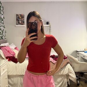 Abercrombie & Fitch Red Short Sleeve Tee